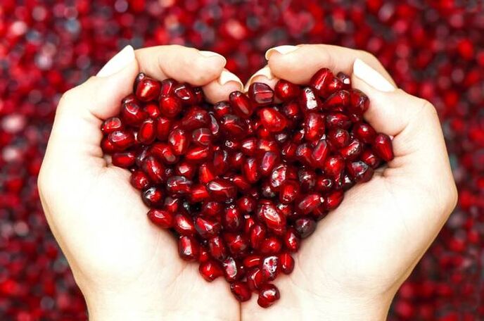 The oil obtained from pomegranate seeds will restore the tone of the facial skin and will protect from ultraviolet radiation. 